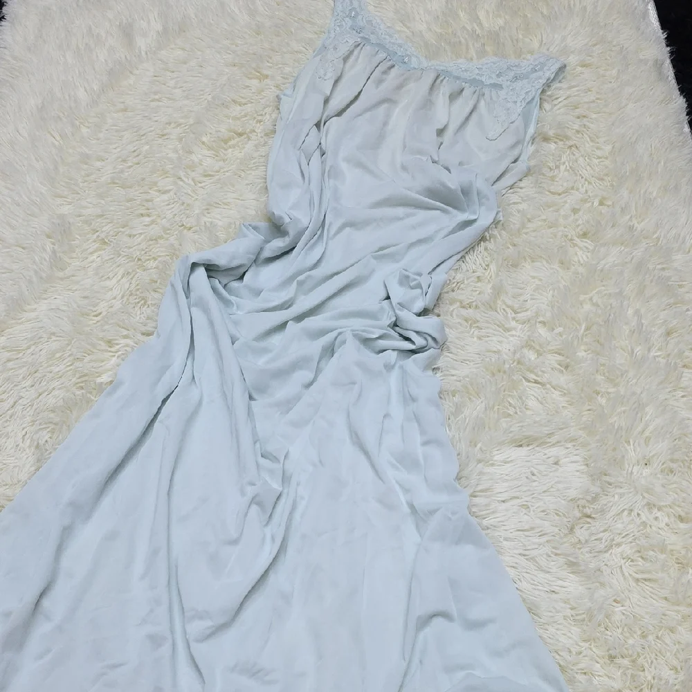 Vintage 80s Elegant Light Blue Lace Nightgown